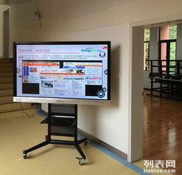 智慧顯示新紀(jì)元 從廣告機到交互白板的多元應(yīng)用